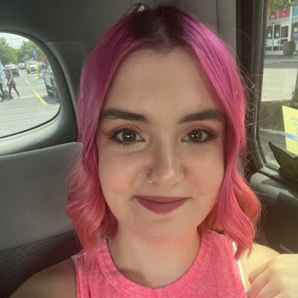 Meet your Posher, Samantha - Picture 1 of 1